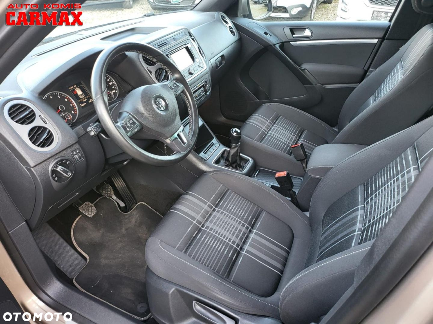 Volkswagen Tiguan - 24