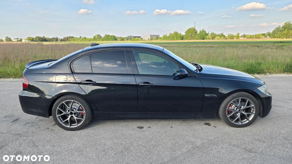 BMW Seria 3 330i - 8