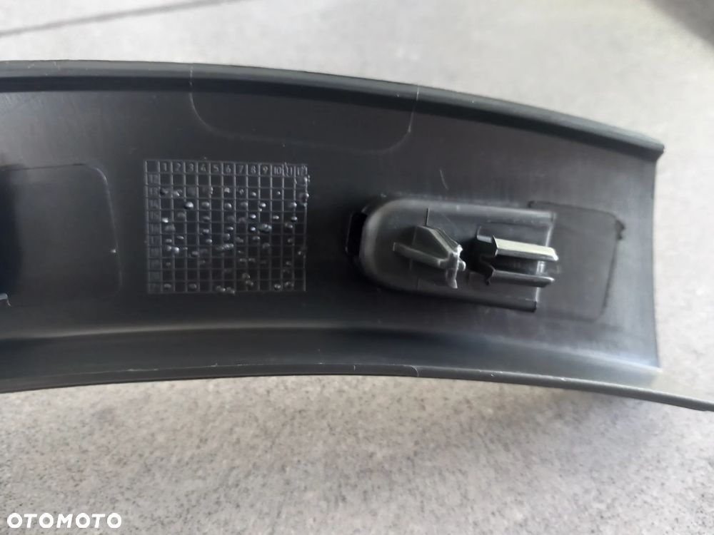 Listwa zderzaka prawa przód Ford Kuga MK1 2008-2012 1536192 - 5