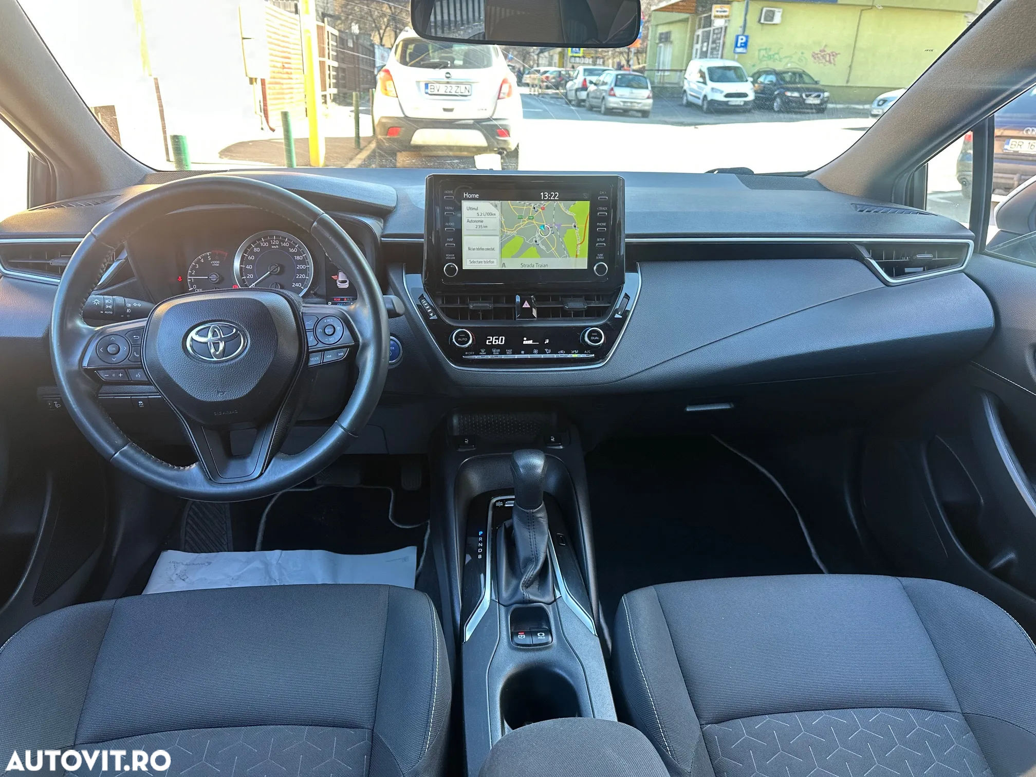 Toyota Corolla 1.8 Hybrid Business Edition - 6