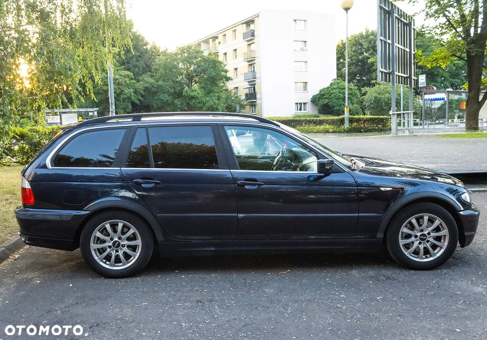 BMW Seria 3 320i - 2