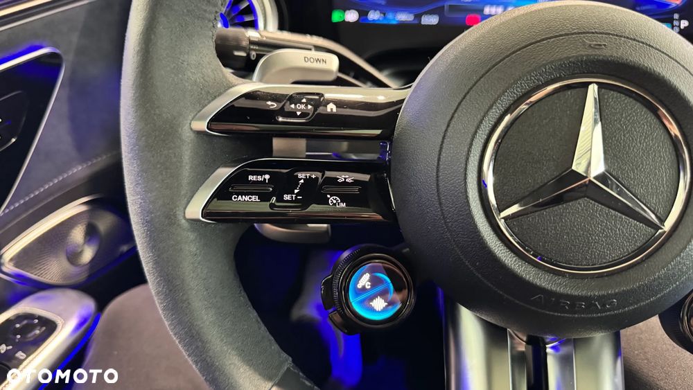 Mercedes-Benz EQE AMG 43 90.5kWh 4-Matic+ - 18