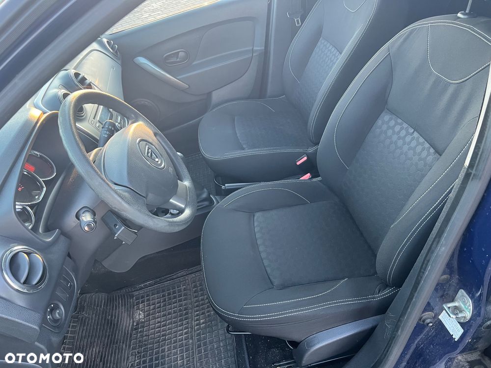 Dacia Sandero - 8