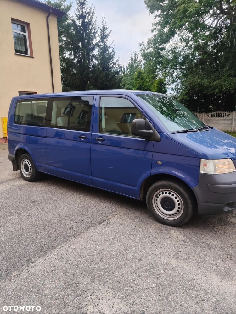 Volkswagen Caravelle - 6