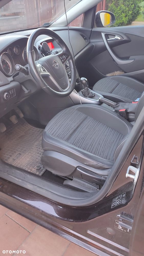 Opel Astra 1.4 T EU6 - 4