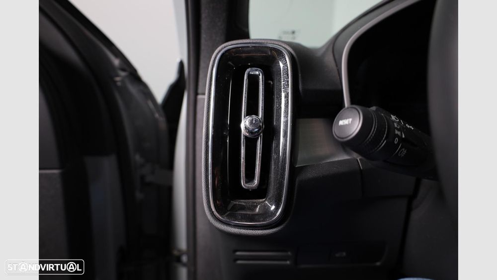Volvo XC 40 - 8