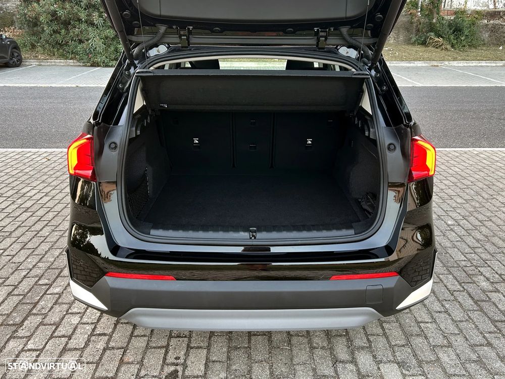 BMW iX1 eDrive20 — fotografia 9