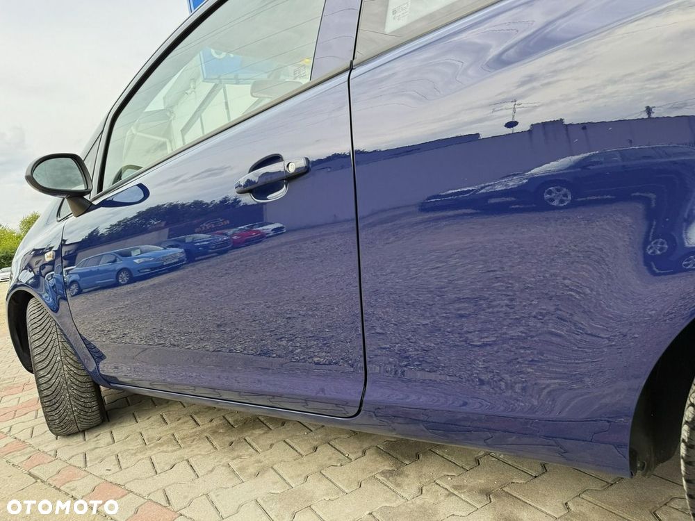 Opel Corsa 1.4 16V Cosmo - 39