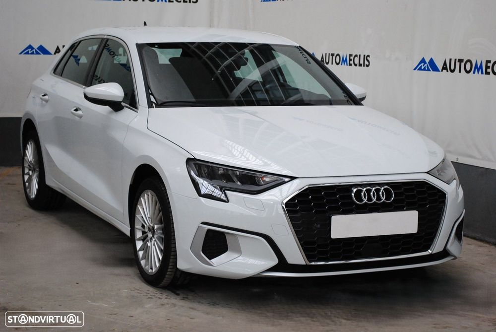 Audi A3 Sportback 30 TFSI Advanced S tronic - 1