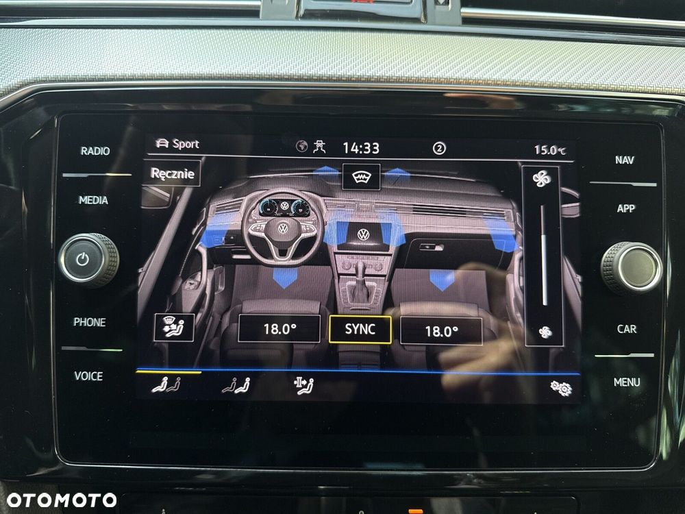 Volkswagen Passat Variant 2.0 TSI Elegance DSG - 26