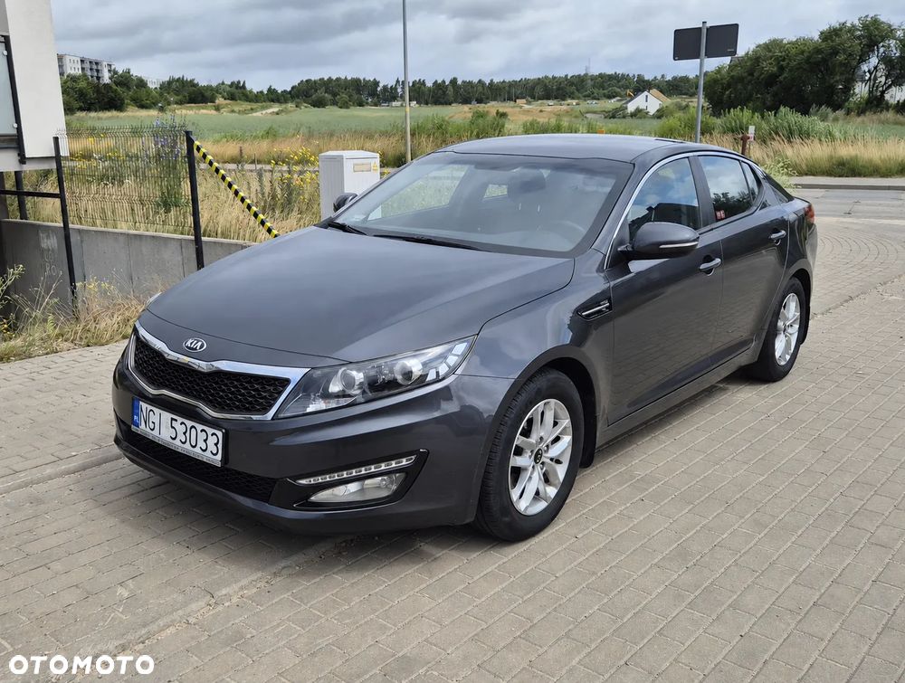 Kia Optima 2.0 L - 1