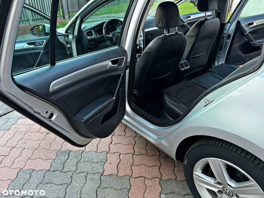 Volkswagen Golf 2.0 TDI BMT Highline DSG - 27