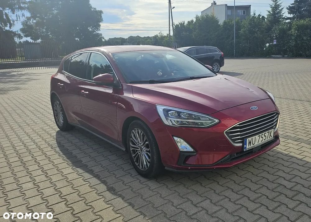 Ford Focus 1.5 EcoBoost Titanium Business - 1