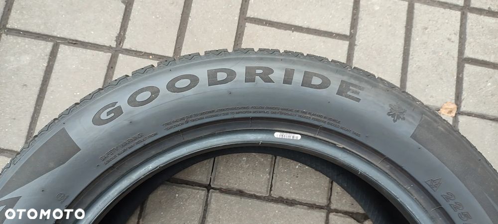 OPONY WIELOSEZONOWE 225/55R17 101W GOODRID ALL SEASON ELITE Z401 (4121) WIELOSEZONOWE z HOMOLOGACJĄ ZIMOWĄ 7mm KOMPLET 4 SZTUKI E - 4
