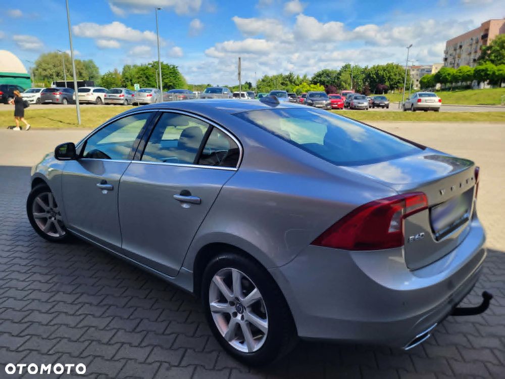 Volvo S60 D4 Momentum - 6