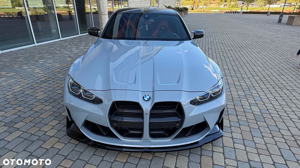 BMW M3 Competition - 4
