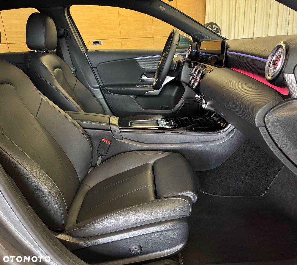Mercedes-Benz Klasa A 200 Progressive 7G-DCT - 15