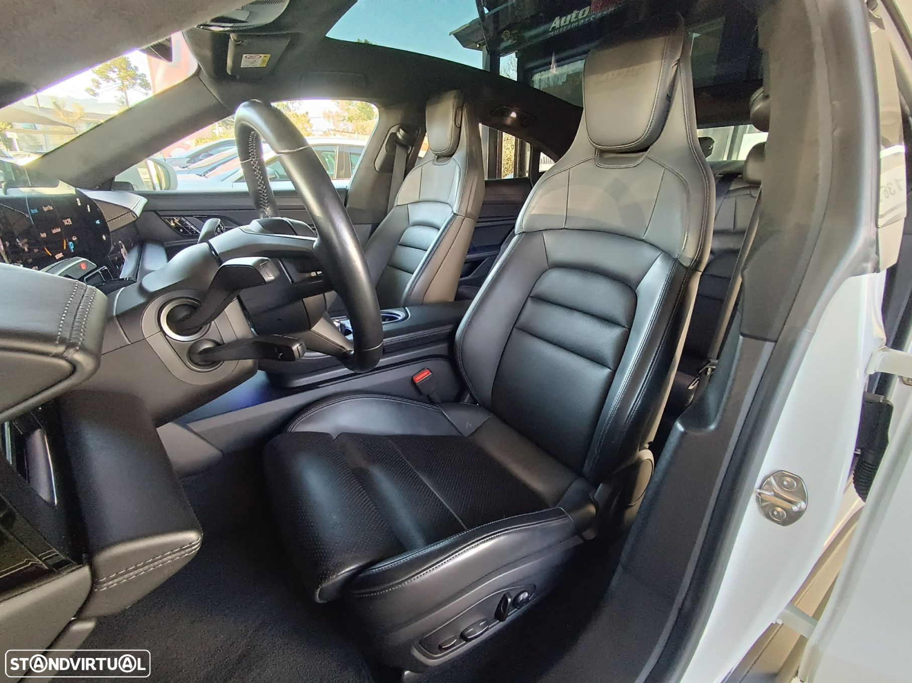 Porsche Taycan Turbo - 5