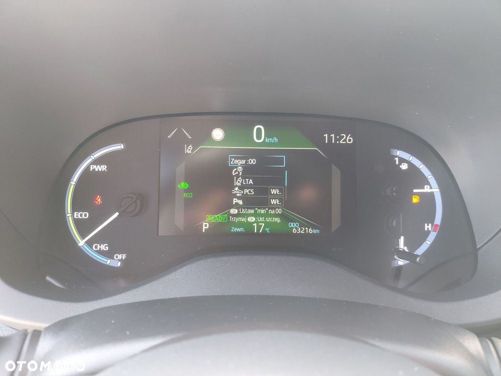 Toyota Yaris Cross - 17