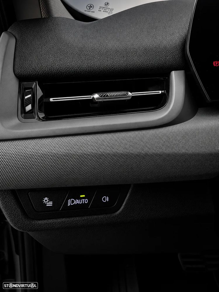 BMW iX1 xDrive30 M Sport Pack - 28