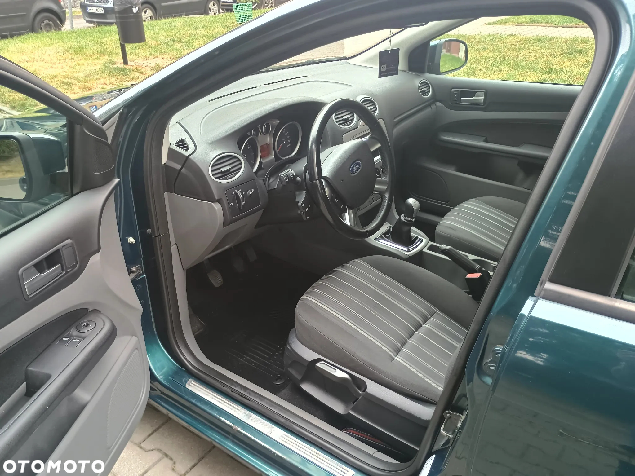 Ford Focus 1.8 FF Ambiente - 10