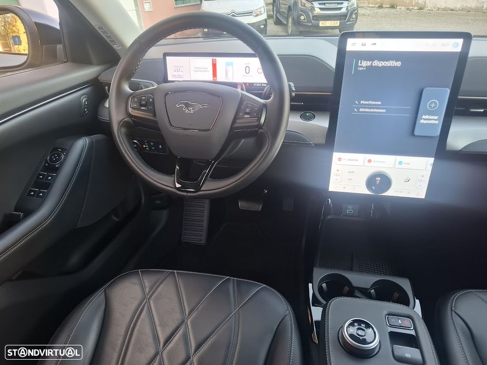 Ford Mustang Mach-E Premium - 8