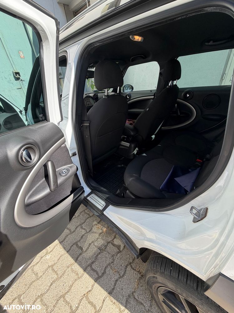 Mini Countryman - 13
