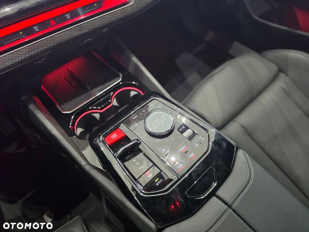 BMW M5 PHEV - 28