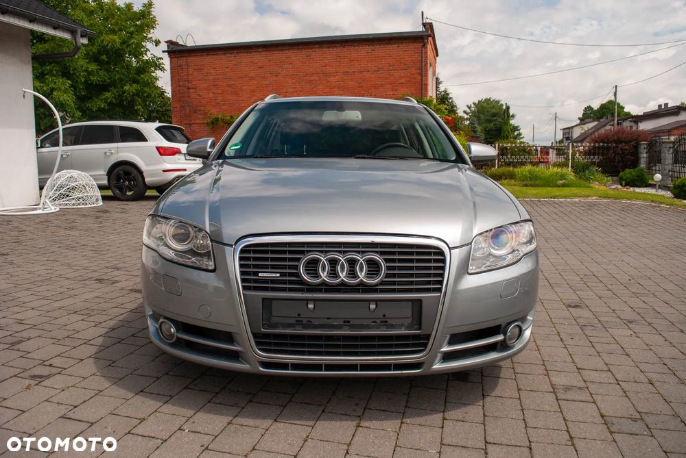 Audi A4 Avant 2.0 TDI DPF Quattro - 1