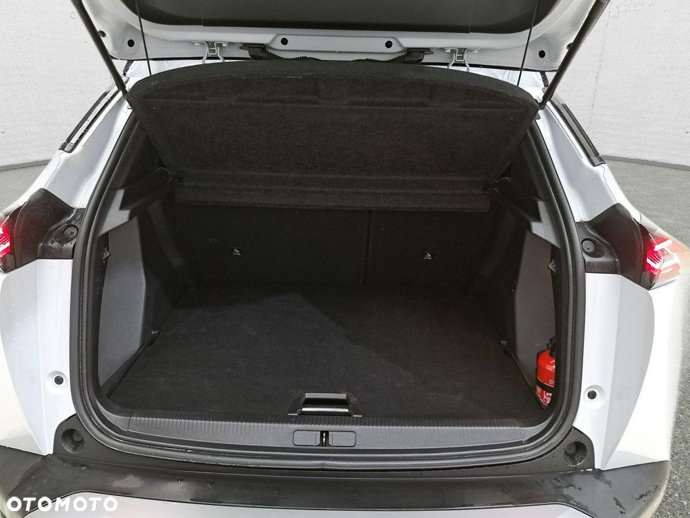 Peugeot 2008 - 13