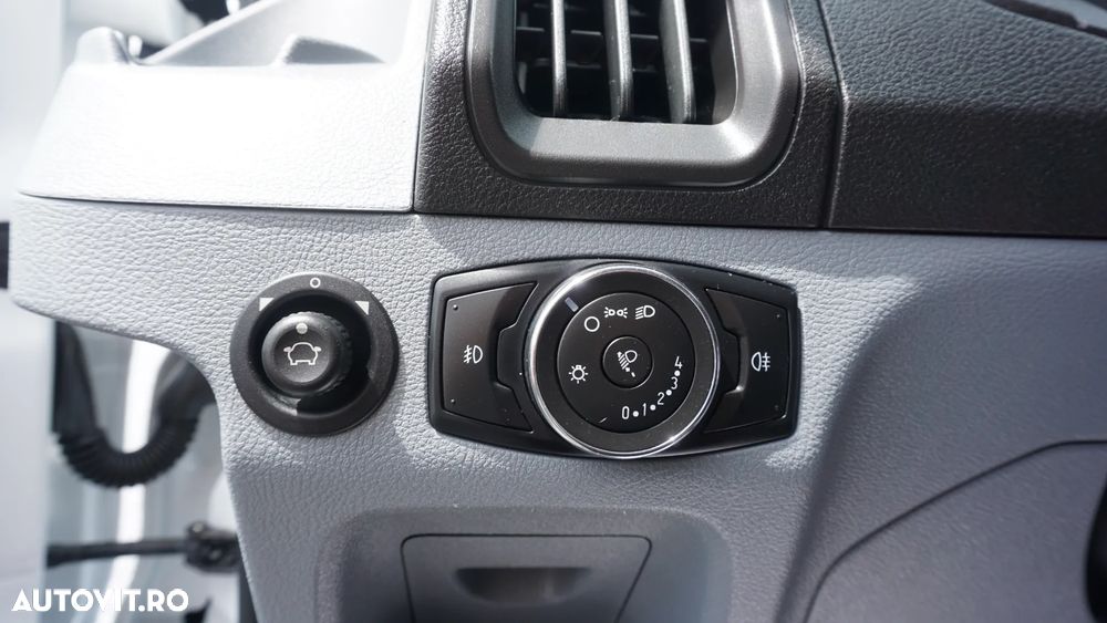 Ford Transit - 13
