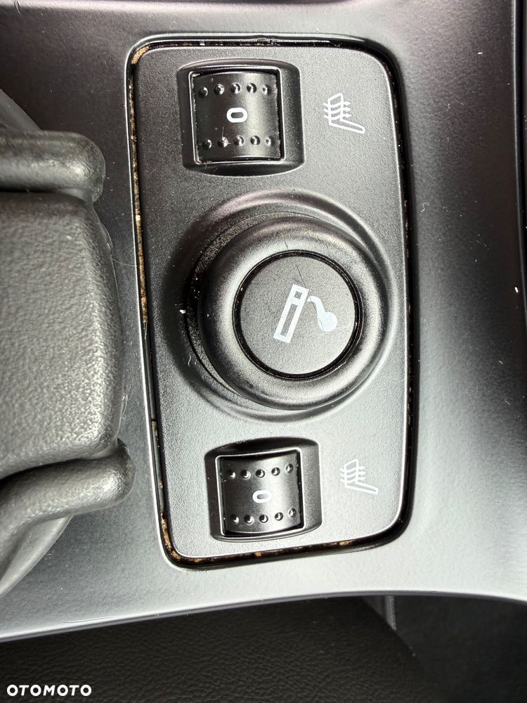 Ford Kuga - 11