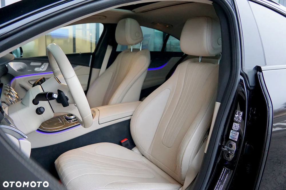 Mercedes-Benz CLS - 20