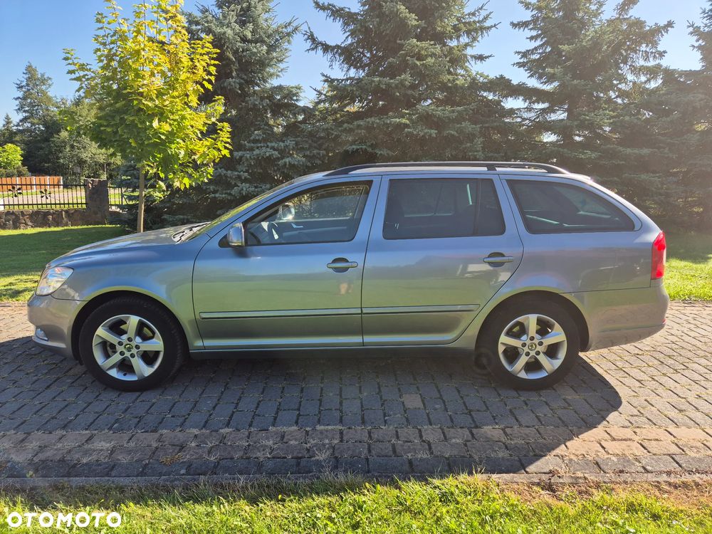 Skoda Octavia Combi 2.0 TDI Elegance - 9