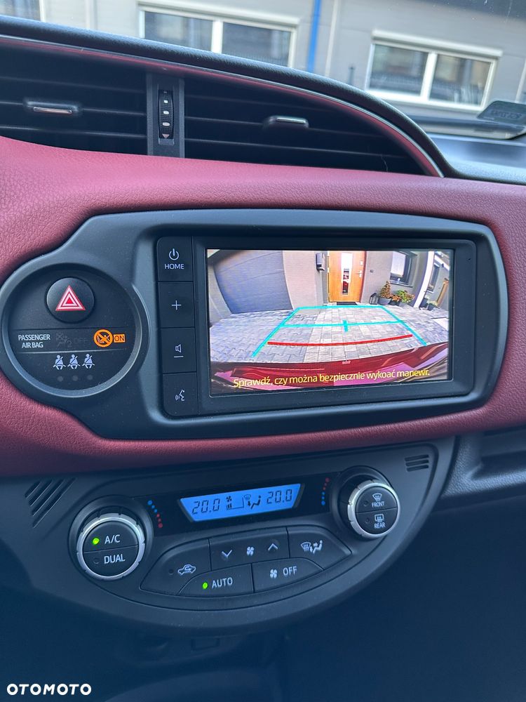 Toyota Yaris 1.5 Selection CVT - 6