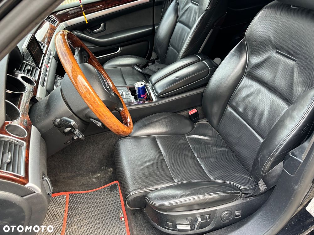 Audi A8 - 18