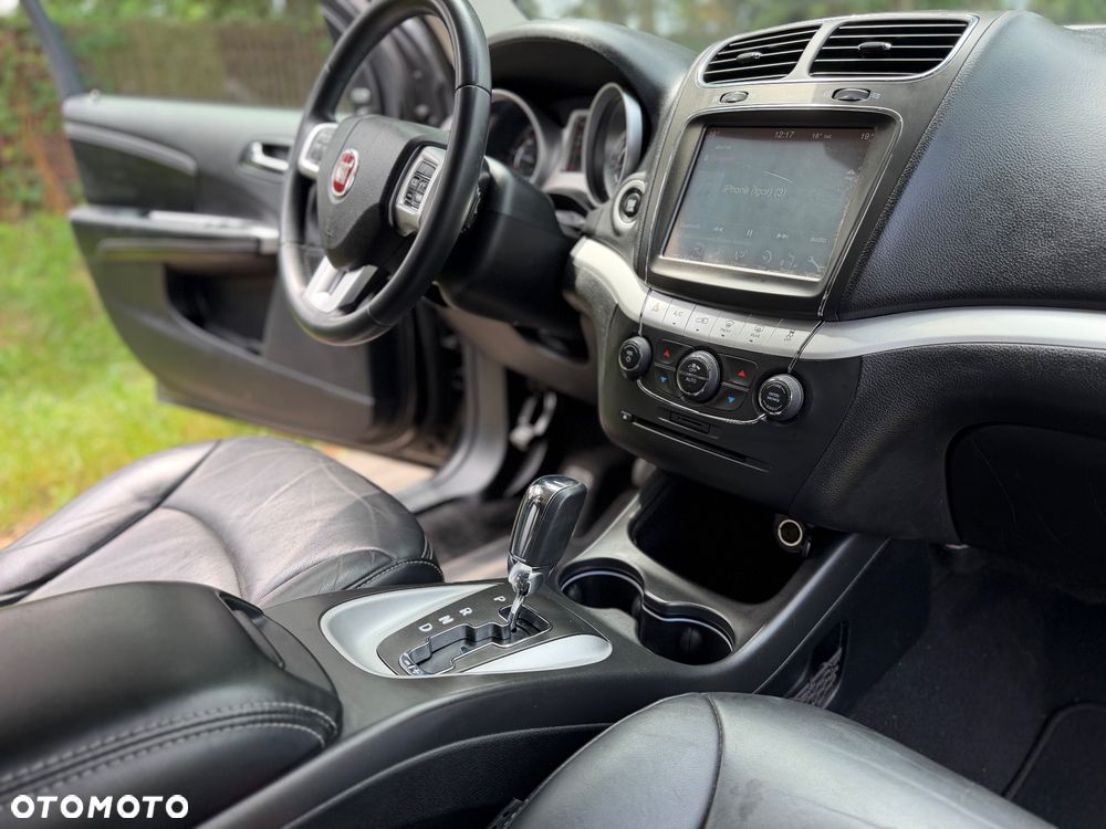 Fiat Freemont 2.0 Multijet Black Code AWD - 38
