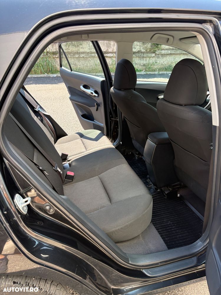 Toyota Auris 1.33 Dual VVT-i Terra - 10