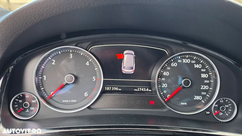 Volkswagen Touareg - 18