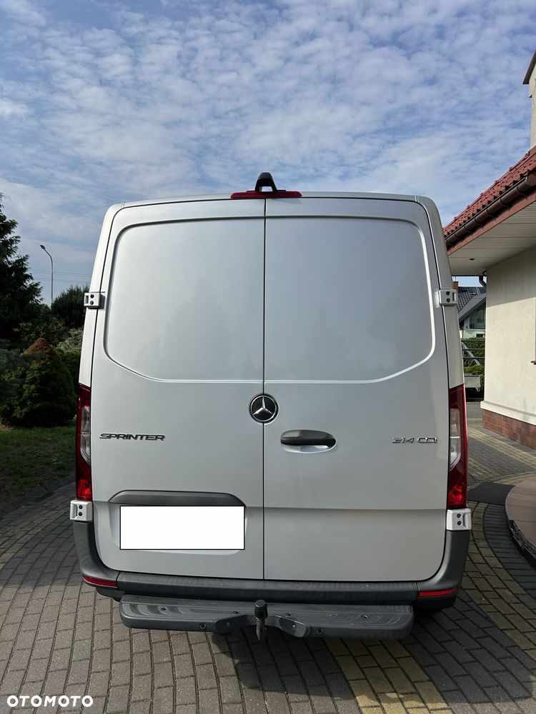 Mercedes-Benz Sprinter - 6