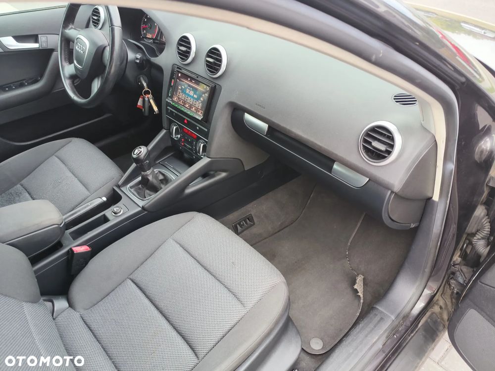Audi A3 Sportback 1.4 TFSI Attraction - 9