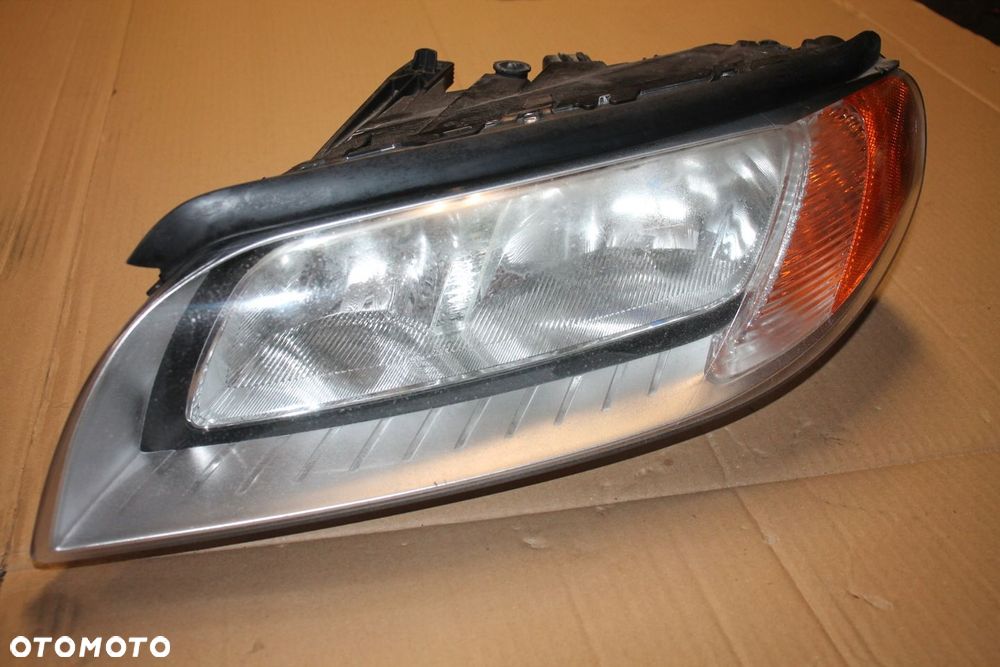VOLVO V70 S80 XC70 PRZEDNIA LEWA LAMPA LEWY PRZÓD 31214351 ZWYKŁA H7 - 1