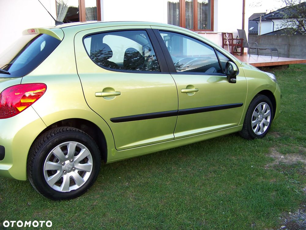 Peugeot 207 1.4 Trendy - 9