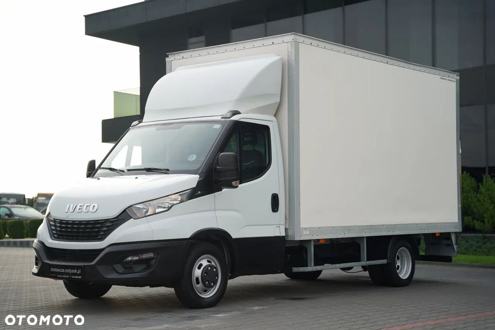 Iveco DAILY 35-140 / KONTENER - 4,3 M / WINDA PALFINGER - 750 KG / SPROWADZONY - 4