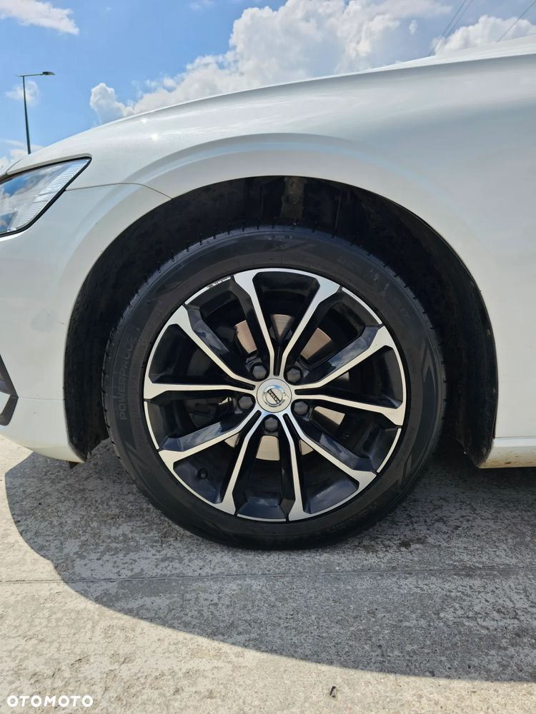 Volvo V60 - 36