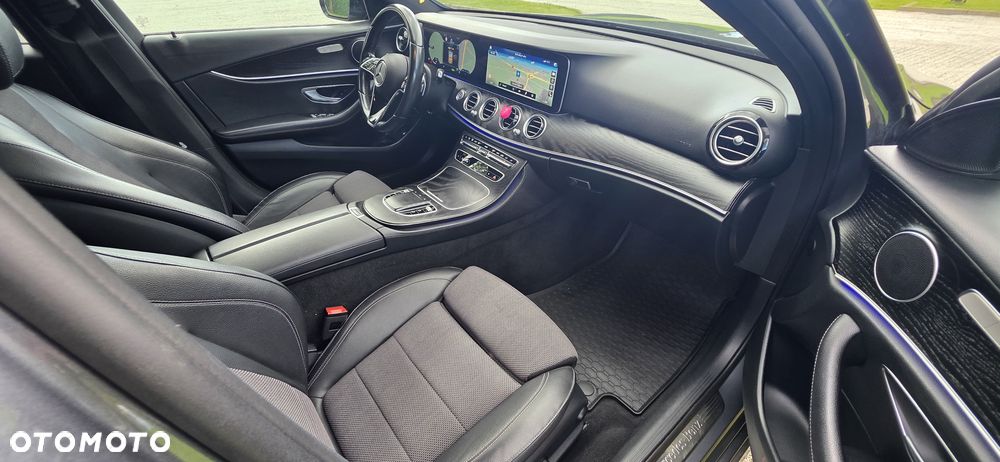 Mercedes-Benz Klasa E 220 d 9G-TRONIC Avantgarde - 16