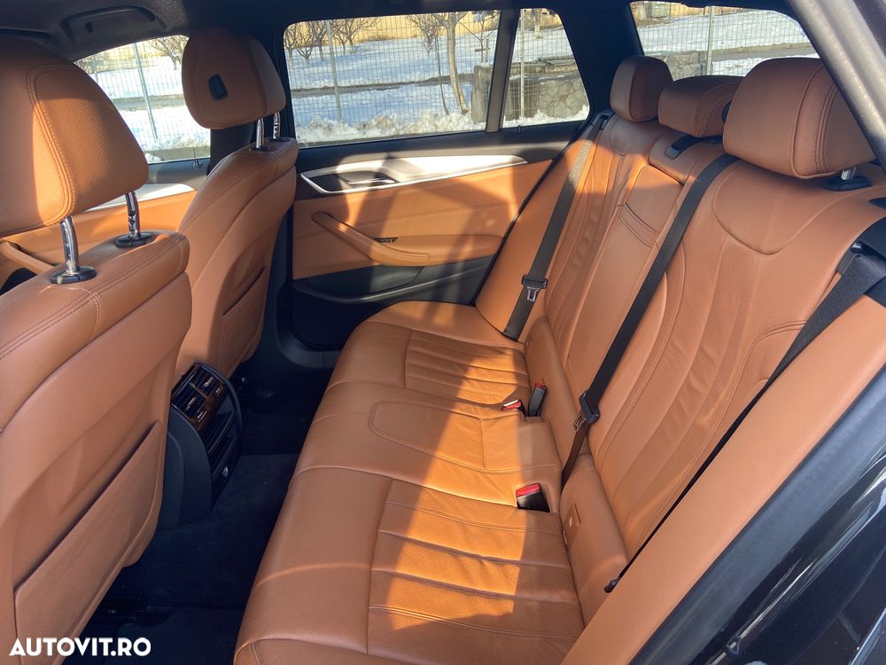 BMW Seria 5 520d AT - 9