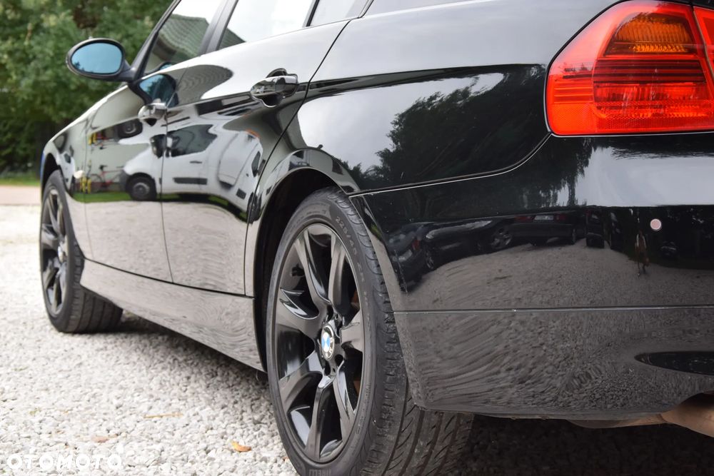 BMW Seria 3 318i - 10