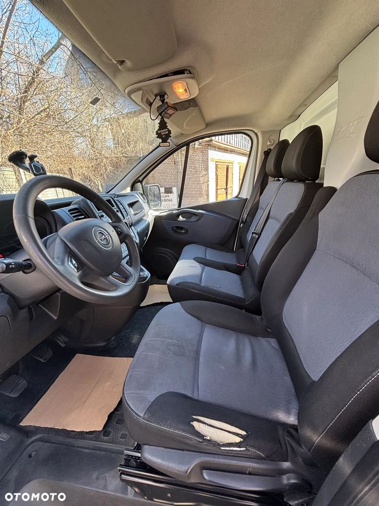 Opel VIVARO - 14