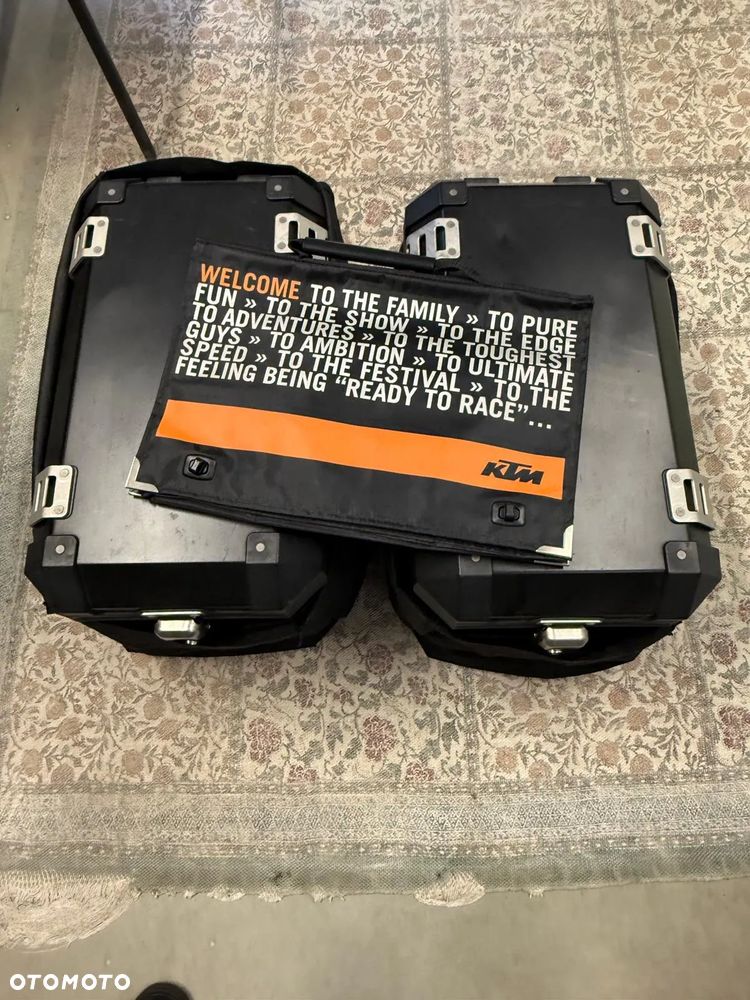 KTM Adventure - 6